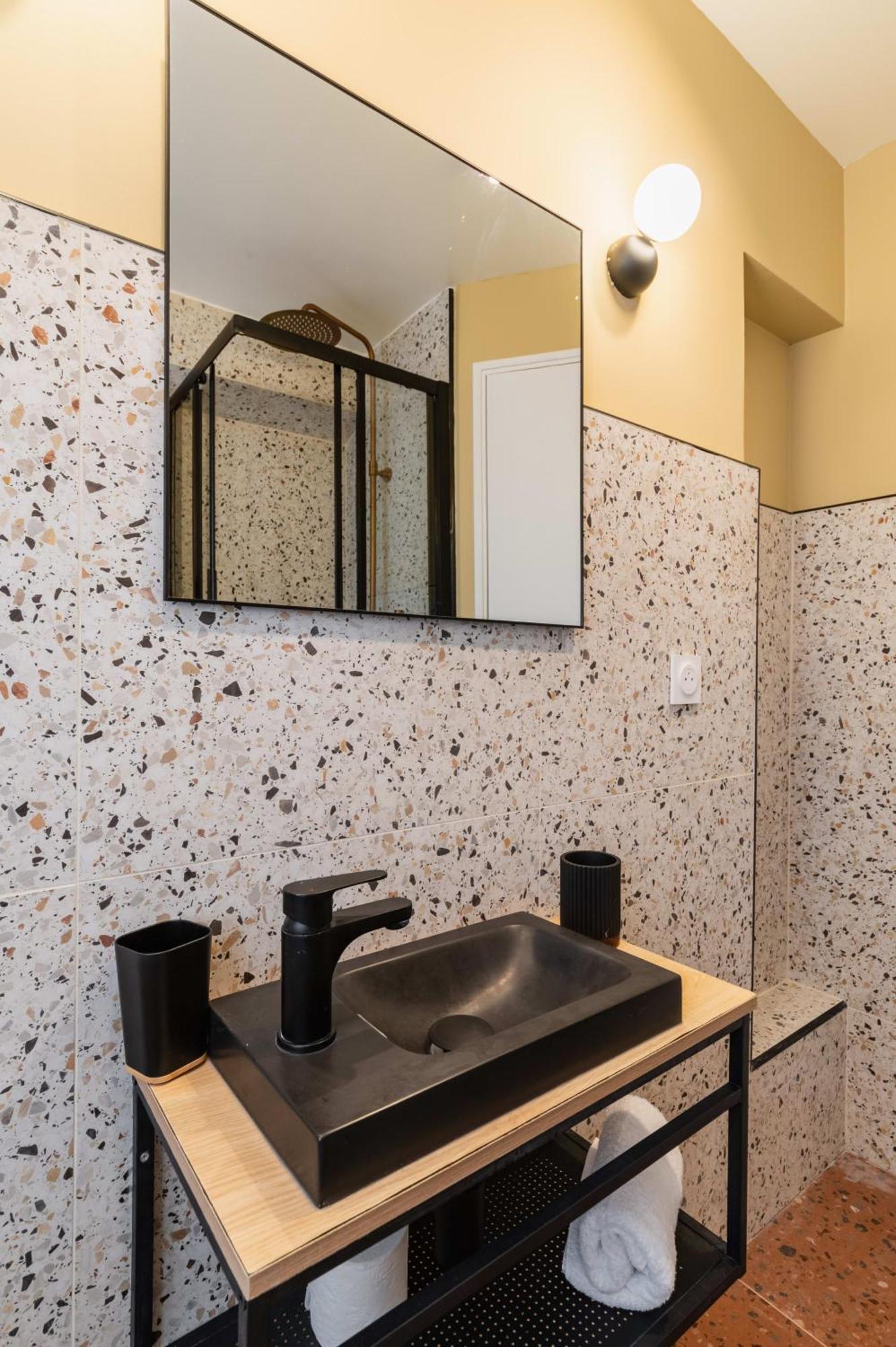 Grand Studio Refait A Neuf Paris 16 - 4P - Flat-Guest Buitenkant foto
